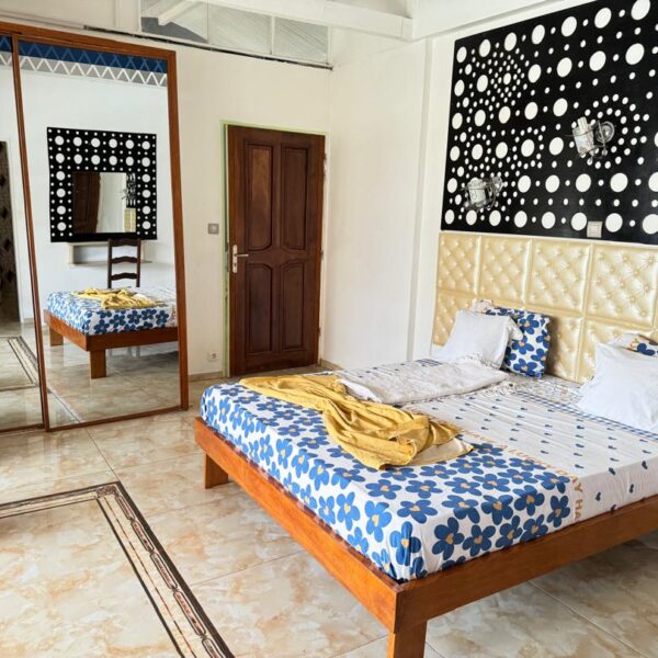 Une des quatre chambres composant la villa